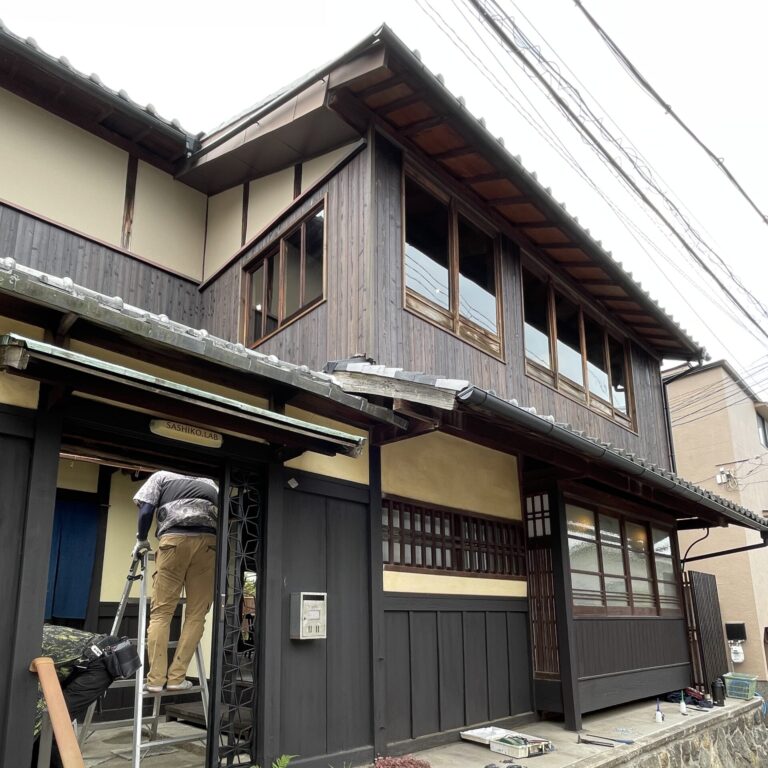 Exterior of the new SASHIKO.LAB atelier, a renovated 120-year-old machiya in Kyoto, Japan.